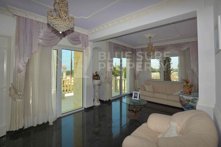 Image No.21-5 Bed Villa for sale