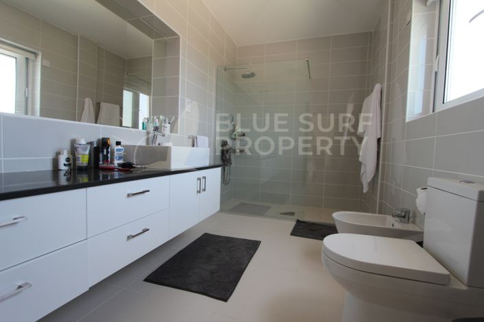 Image No.14-4 Bed Villa for sale