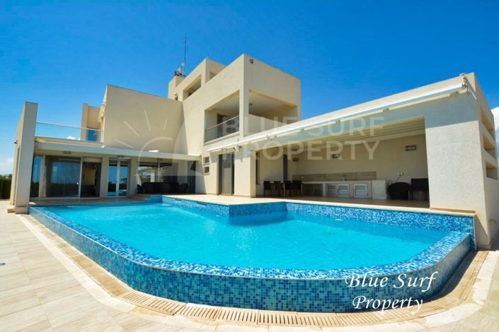 Image No.4-7 Bed Villa for sale