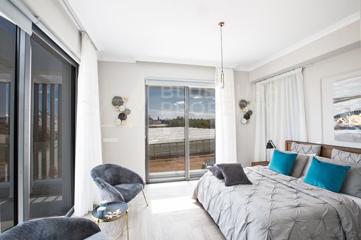 Image No.10-3 Bed Villa for sale