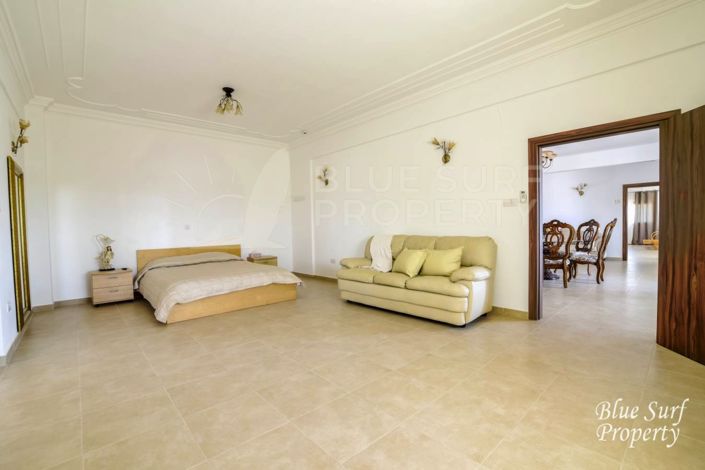 Image No.42-21 Bed Villa for sale