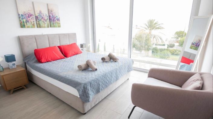 Image No.13-3 Bed Villa for sale