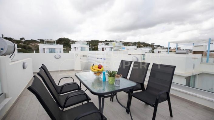 Image No.27-3 Bed Villa for sale