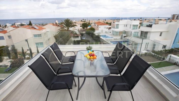 Image No.28-3 Bed Villa for sale