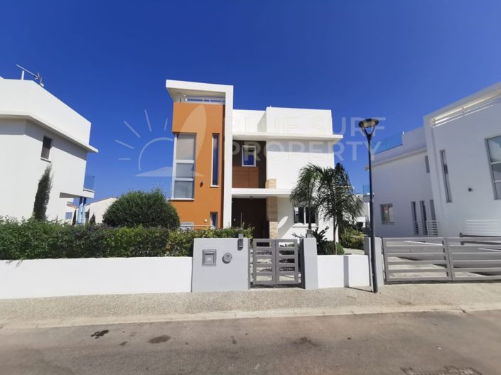 Image No.3-3 Bed Villa for sale