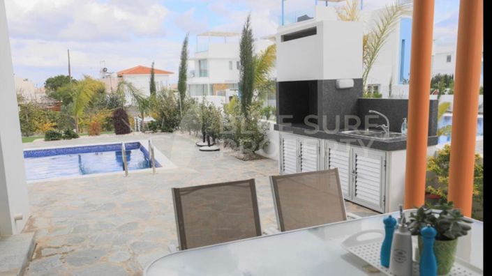 Image No.34-3 Bed Villa for sale