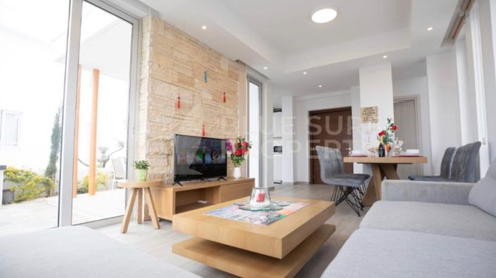 Image No.4-3 Bed Villa for sale