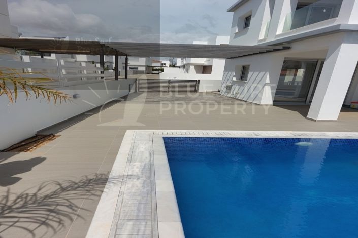 Image No.15-4 Bed Villa for sale