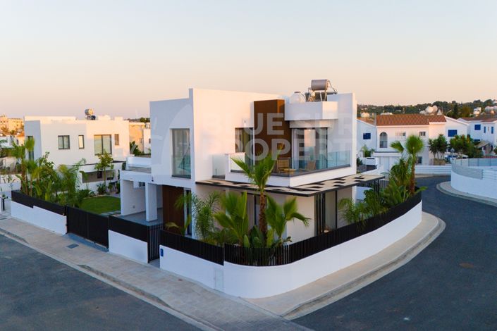 Image No.23-3 Bed Villa for sale