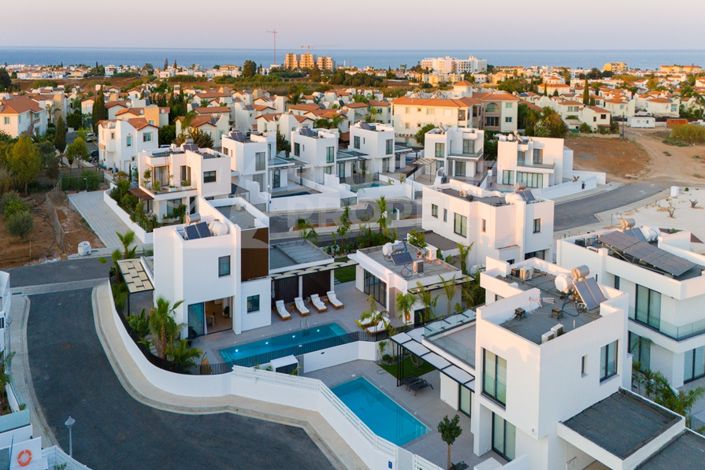 Image No.25-3 Bed Villa for sale