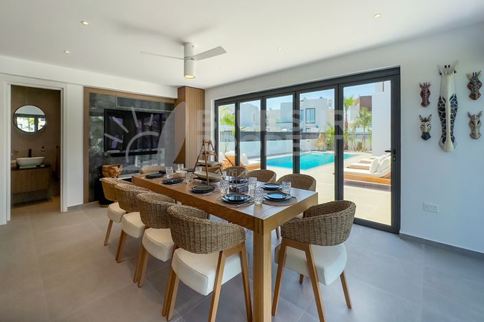 Image No.6-3 Bed Villa for sale