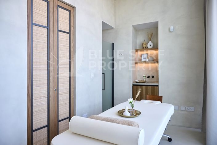 Image No.22-5 Bed Apartment for sale