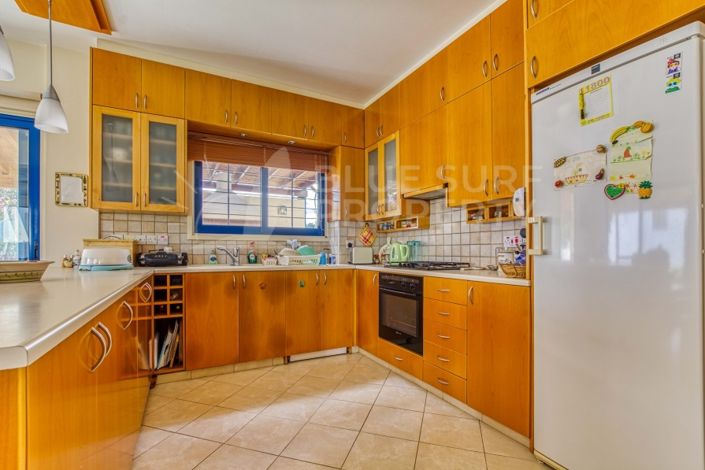 Image No.9-6 Bed Villa for sale