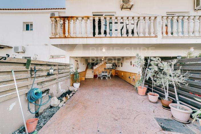 Image No.19-2 Bed Townhouse for sale