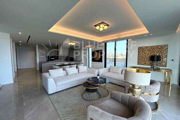 Image No.2-4 Bed Villa for sale