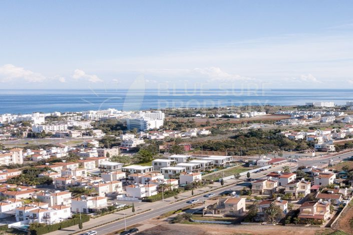 Image No.8-2 Bed Property for sale