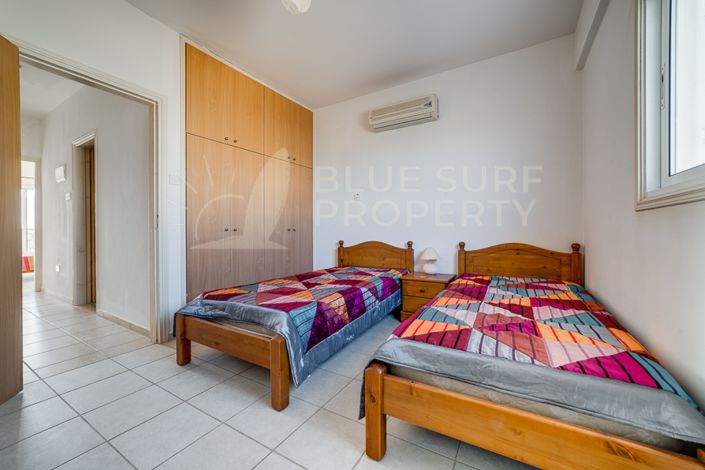 Image No.17-2 Bed Townhouse for sale