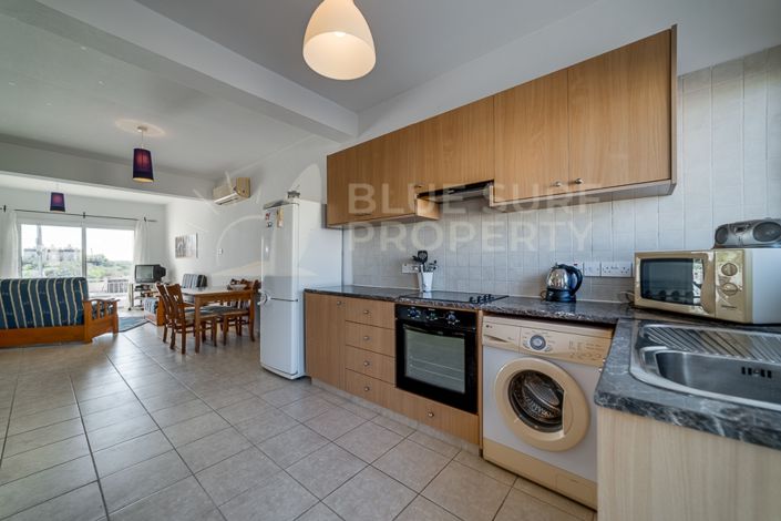 Image No.8-2 Bed Townhouse for sale