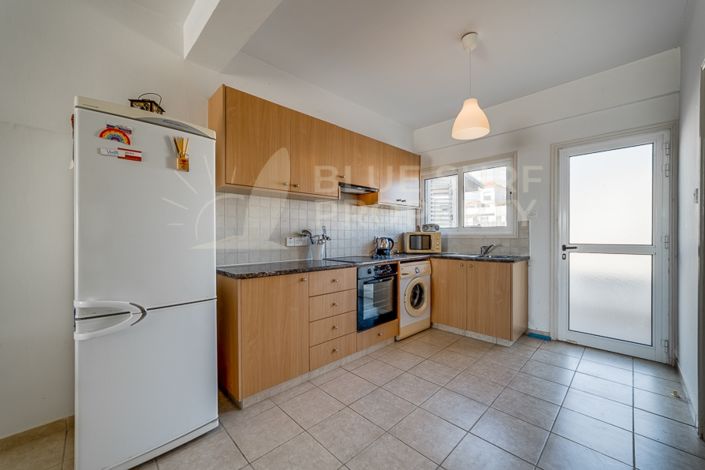 Image No.9-2 Bed Townhouse for sale