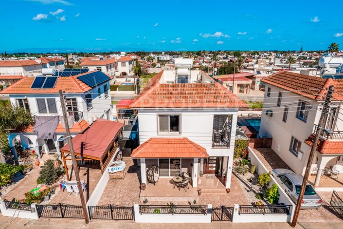 Image No.49-3 Bed Villa for sale