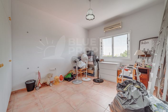 Image No.12-3 Bed Villa for sale