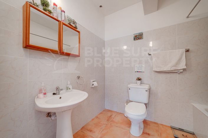 Image No.17-3 Bed Villa for sale