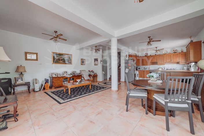 Image No.6-3 Bed Villa for sale