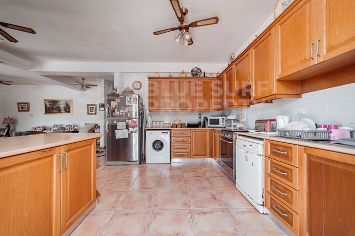 Image No.7-3 Bed Villa for sale