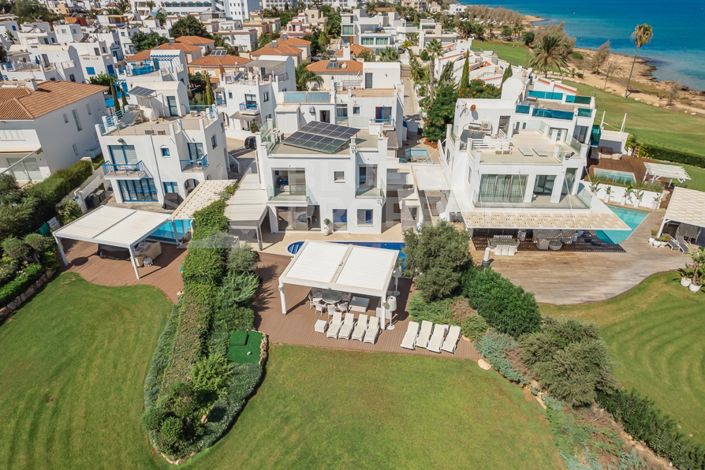 Image No.57-5 Bed Villa for sale