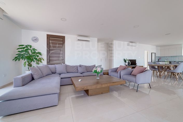 Image No.4-4 Bed Villa for sale