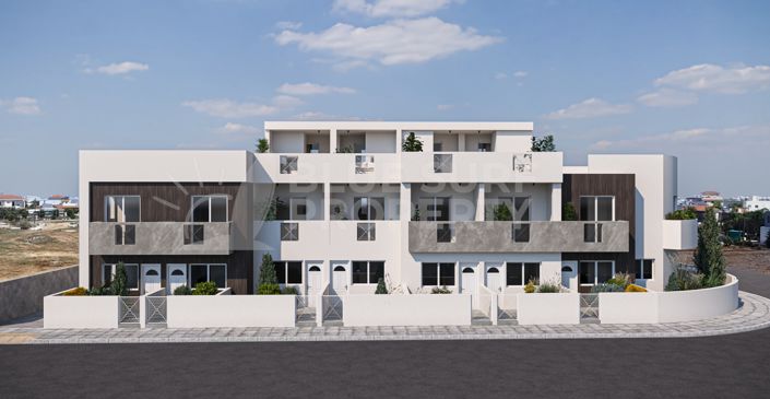 Image No.2-2 Bed Townhouse for sale