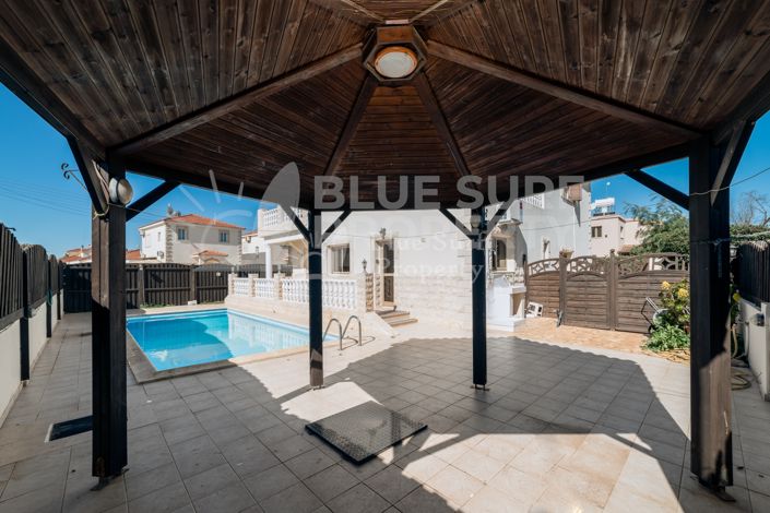 Image No.28-4 Bed Villa for sale