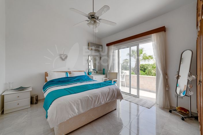 Image No.13-3 Bed Villa for sale