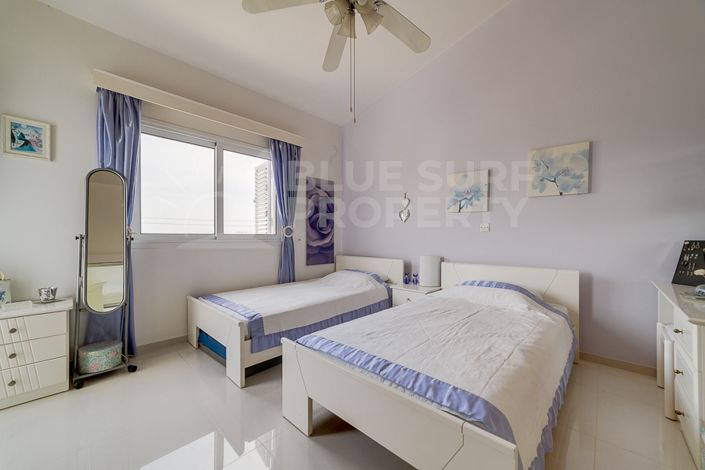 Image No.17-3 Bed Villa for sale