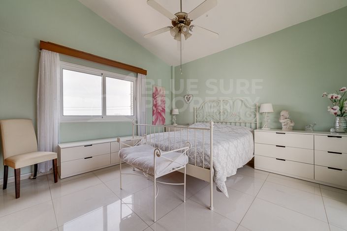 Image No.20-3 Bed Villa for sale