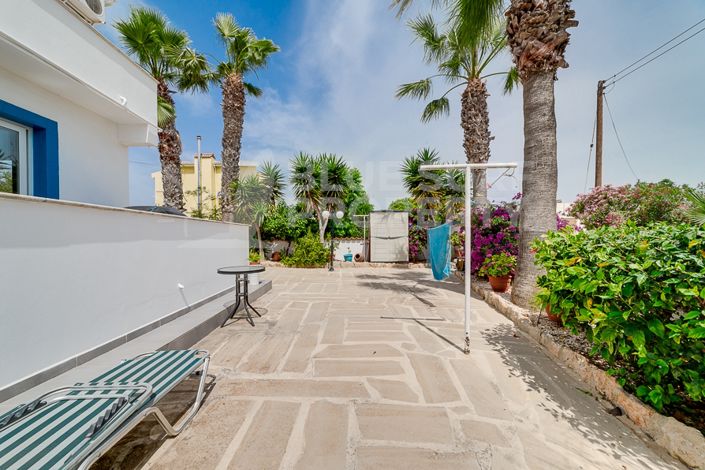 Image No.28-3 Bed Villa for sale