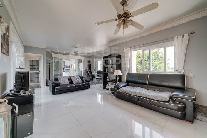 Image No.6-3 Bed Villa for sale