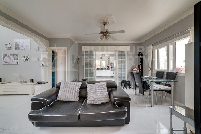 Image No.7-3 Bed Villa for sale