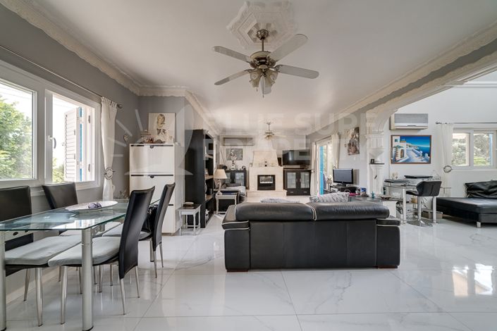 Image No.8-3 Bed Villa for sale