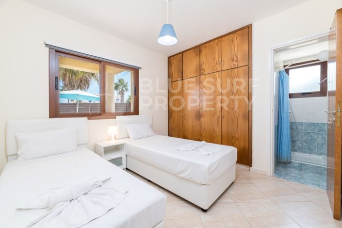 Image No.9-3 Bed Villa for sale