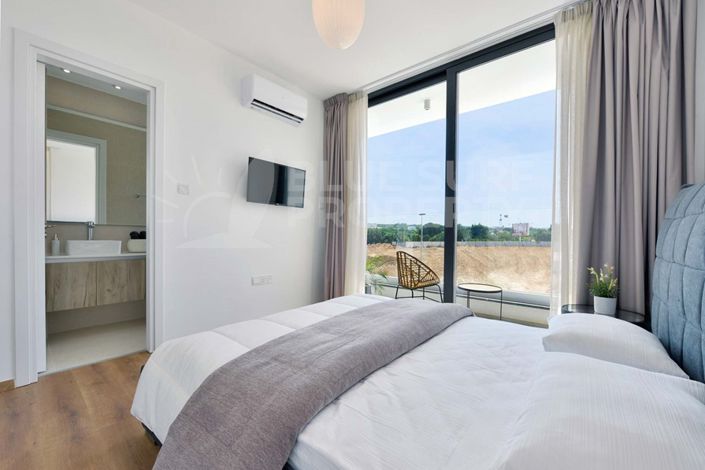 Image No.9-3 Bed Villa for sale