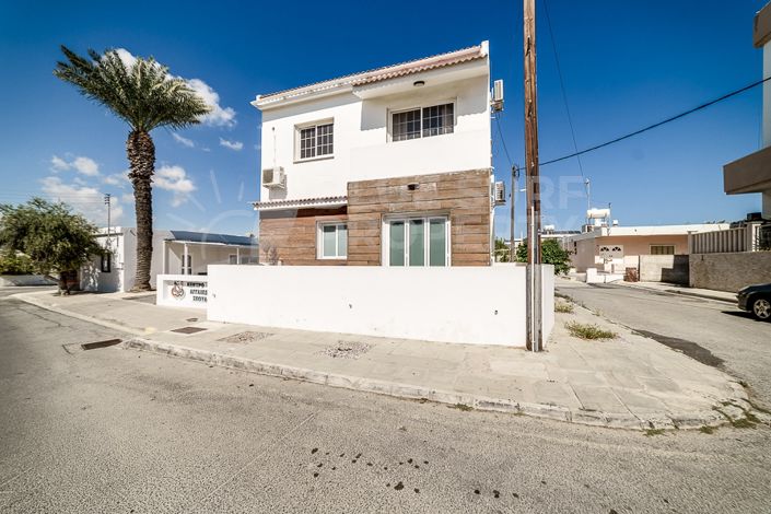 Image No.23-3 Bed Villa for sale