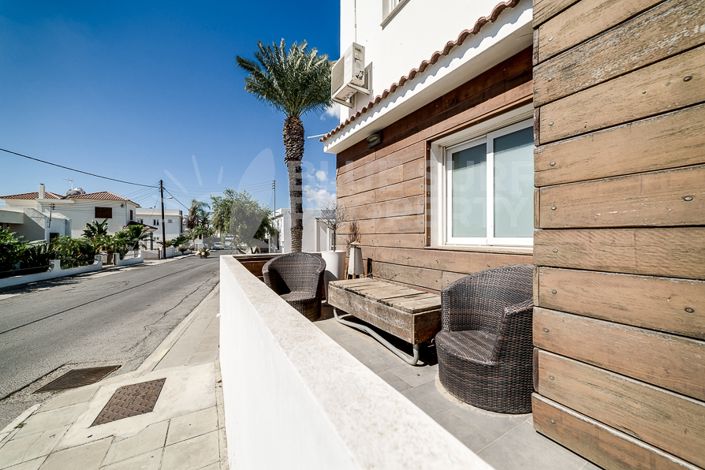 Image No.21-3 Bed Villa for sale