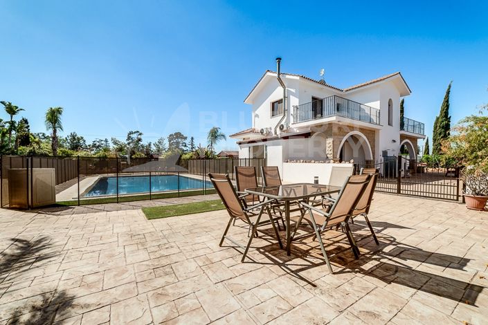 Image No.28-3 Bed Villa for sale