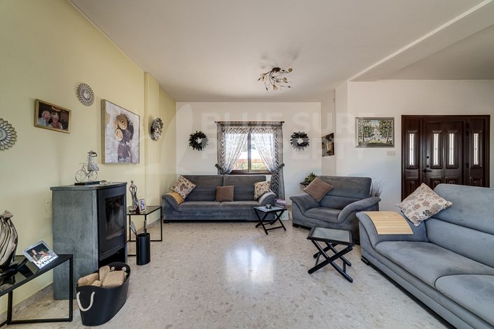 Image No.4-3 Bed Villa for sale