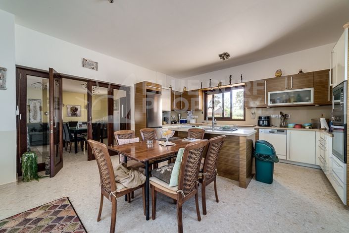 Image No.8-3 Bed Villa for sale