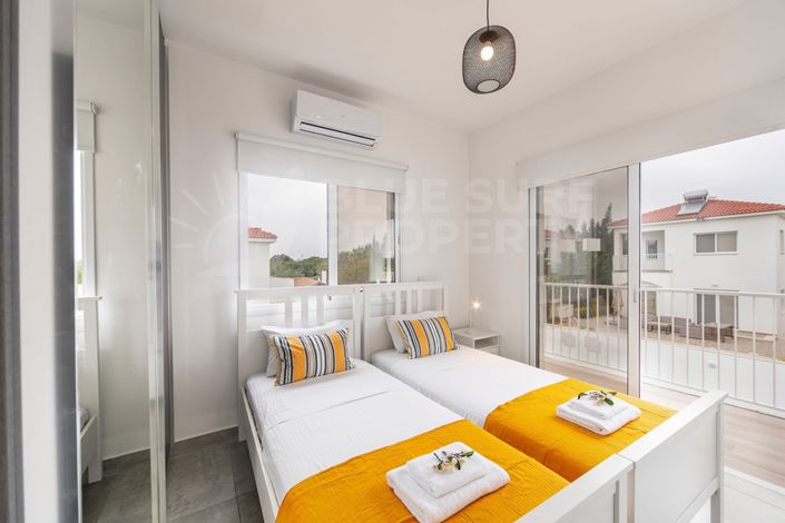 Image No.12-3 Bed Villa for sale