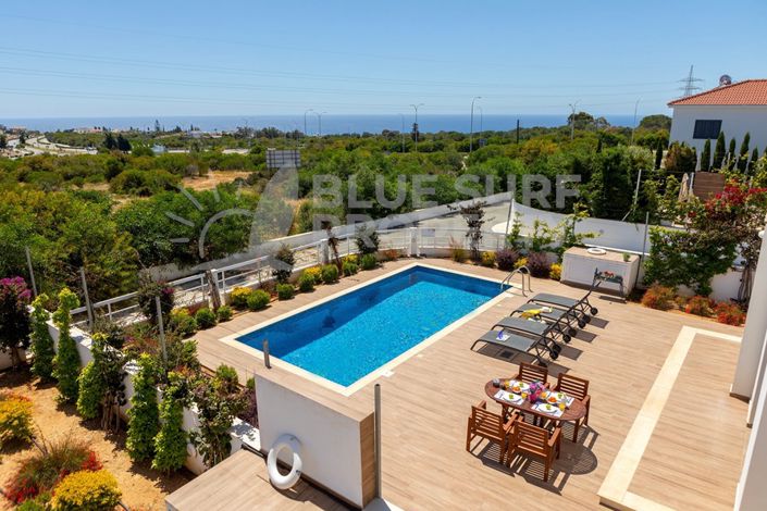 Image No.17-3 Bed Villa for sale