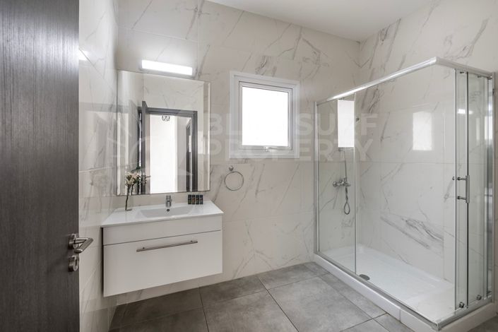 Image No.11-3 Bed Villa for sale