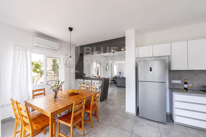 Image No.4-3 Bed Villa for sale